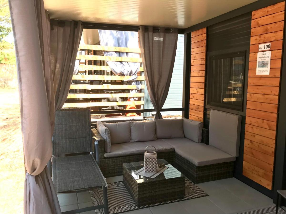 H&S Mobile Home ปริฟลากา ภายนอก รูปภาพ